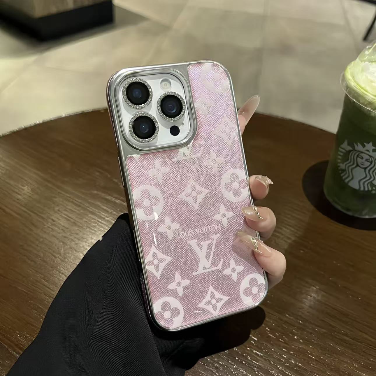 Mono iPhone Cover